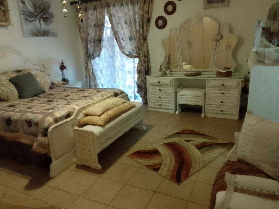 3 Bedroom Property for Sale in Oos Einde North West